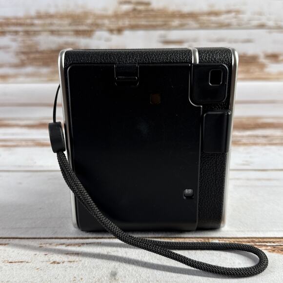 Fujifilm Instax Mini 40 Instant Camera Black Silver – Tested & Fully Functional - Picture 3 of 5